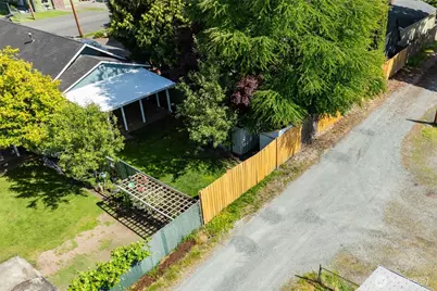 706 3rd Street SW, Puyallup, WA 98371 - Photo 24