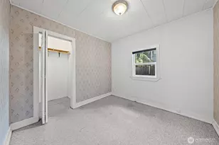 706 3rd St SW, Puyallup, WA 98371 - Photo 8