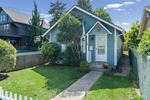 706 3rd St SW, Puyallup, WA 98371 - Photo 2