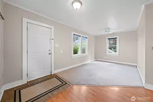 706 3rd St SW, Puyallup, WA 98371 - Photo 4