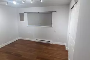 8011 12th Ave NE, Seattle, WA 98115 - Photo 8
