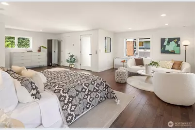 1810 Madrona Drive, Seattle, WA 98122 - Photo 22