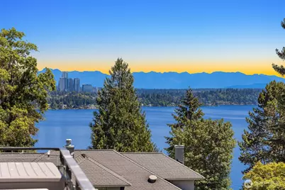 1810 Madrona Drive, Seattle, WA 98122 - Photo 40