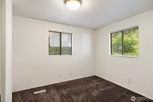 18745 1st Ave NE, Suquamish, WA 98392 - Photo 4