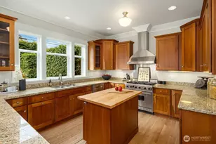 5113 47th Ave NE, Seattle, WA 98105 - Photo 12
