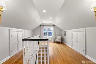 114 Queen Anne Dr, Seattle, WA 98109 - Photo 20