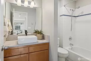 2641 NW 57th St, Seattle, WA 98107 - Photo 14