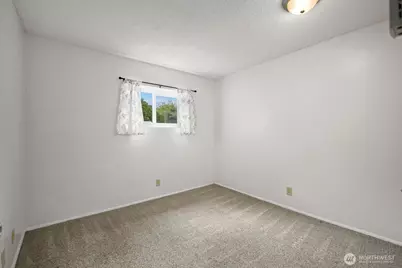 1425 S Puget Drive #117, Renton, WA 98055 - Photo 12
