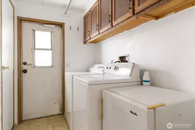 225 NE Ernst Street #93, Oak Harbor, WA 98277 - Photo 16