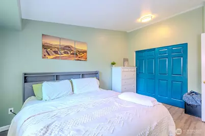 12005 221st Avenue Ct E, Bonney Lake, WA 98391 - Photo 18
