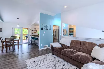 12005 221st Avenue Ct E, Bonney Lake, WA 98391 - Photo 10