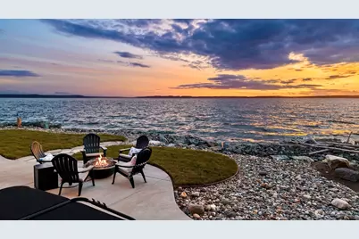 1104 Bayshore Drive, Camano Island, WA 98282 - Photo 4