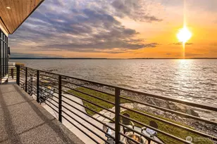 1104 Bayshore Dr, Camano Island, WA 98282 - Photo 16