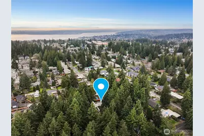 12710 NE 72nd Street, Kirkland, WA 98033 - Photo 38