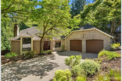 2815 NW Pine Cone Drive, Issaquah, WA 98027 - Photo 2