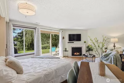 1041 Ihland Place NE, Bainbridge Island, WA 98110 - Photo 10