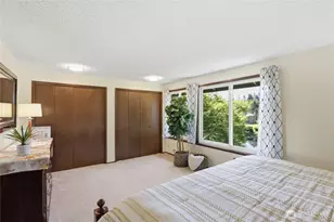 1041 Ihland Pl NE, Bainbridge Island, WA 98110 - Photo 20