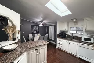 607 37th St SE, Auburn, WA 98002 - Photo 4