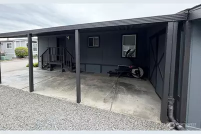 607 37th Street SE #105, Auburn, WA 98002 - Photo 2
