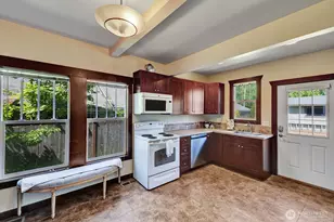 250 SE Andrews St, Issaquah, WA 98027 - Photo 8