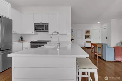23420 SE Black Nugget Rd #A204, Issaquah, WA 98029 - Photo 10