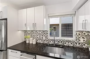7007 Alonzo Ave NW, Seattle, WA 98117 - Photo 14