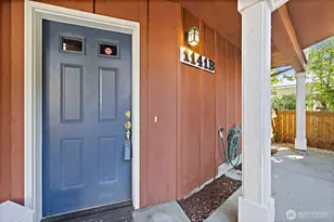 1141 N 93rd St, Seattle, WA 98103 - Photo 2