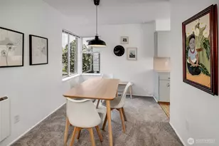 4606 NE 47th St, Seattle, WA 98105 - Photo 8