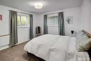 4606 NE 47th St, Seattle, WA 98105 - Photo 12