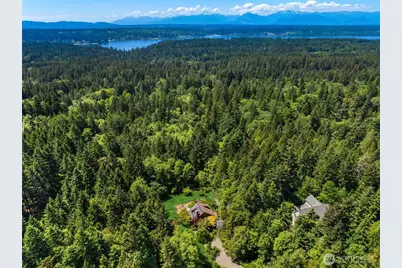 9641 Mandus Olson Road NE, Bainbridge Island, WA 98110 - Photo 28
