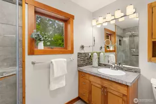 9641 Mandus Olson Rd NE, Bainbridge Island, WA 98110 - Photo 20