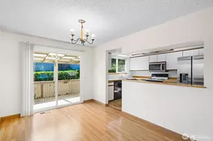 14221 SE 10th Pl, Bellevue, WA 98007 - Photo 6