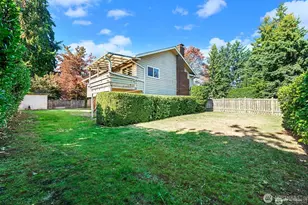 14221 SE 10th Pl, Bellevue, WA 98007 - Photo 24