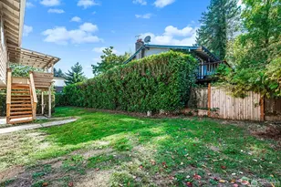 14221 SE 10th Pl, Bellevue, WA 98007 - Photo 22