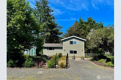 142 N Port Loop NW, Ocean Shores, WA 98569 - Photo 1