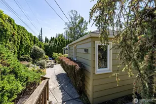 903 S 9th St, Mount Vernon, WA 98274 - Photo 8