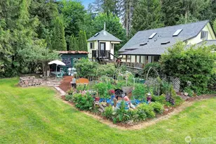 14902 Turner Rd SE, Rainier, WA 98576 - Photo 1