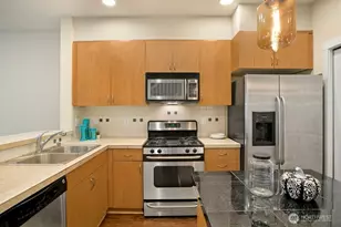 81 Sky Ridge Rd NW, Issaquah, WA 98027 - Photo 10