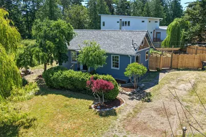 305 49th Street, Port Townsend, WA 98368 - Photo 1