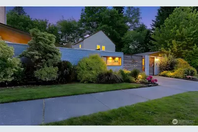 3406 W Government Way #7, Seattle, WA 98199 - Photo 1