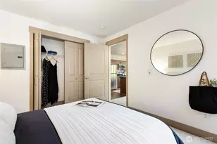 4547 8th Ave NE, Seattle, WA 98105 - Photo 18
