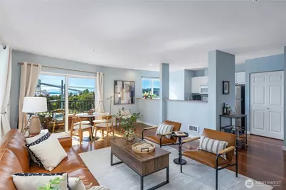 524 6th Avenue W #210, Seattle, WA 98119 - Photo 2