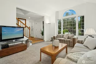 23435 NE 28th Pl, Sammamish, WA 98074 - Photo 4