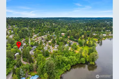 9021 Sand Point Way NE, Seattle, WA 98115 - Photo 26