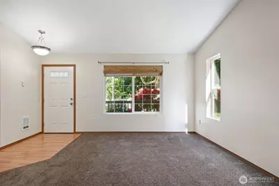 31 E Squaxin Place, Shelton, WA 98584 - Photo 6