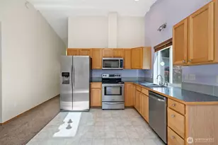 31 E Squaxin Pl, Shelton, WA 98584 - Photo 8
