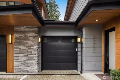 12710 NE 72nd Street, Kirkland, WA 98033 - Photo 36