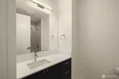 12710 NE 72nd Street, Kirkland, WA 98033 - Photo 30