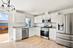 1675 SW 8th Ave, Oak Harbor, WA 98277 - Photo 8