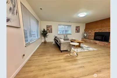 19431 107th Avenue SE, Renton, WA 98055 - Photo 4